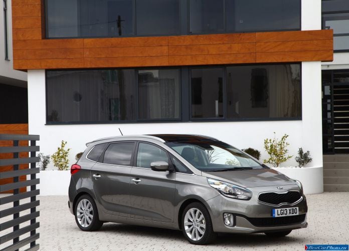 2013 Kia Carens - фотография 17 из 199