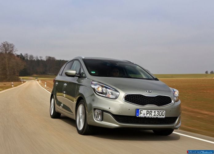 2013 Kia Carens - фотография 24 из 199