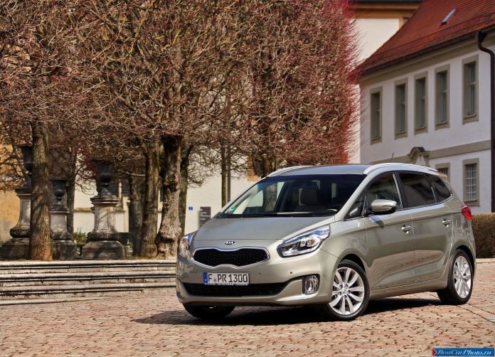 2013 Kia Carens - фотография 26 из 199