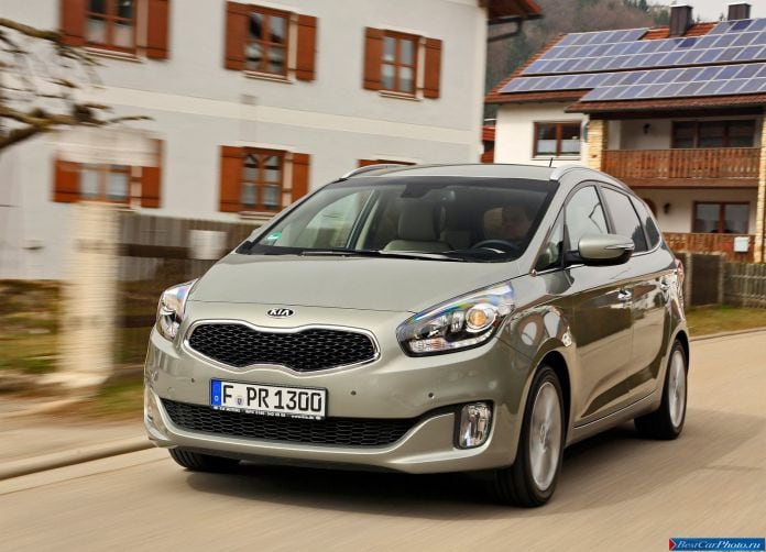 2013 Kia Carens - фотография 30 из 199