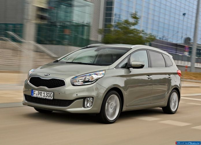2013 Kia Carens - фотография 31 из 199