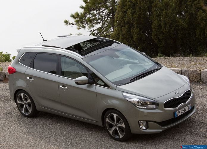 2013 Kia Carens - фотография 32 из 199