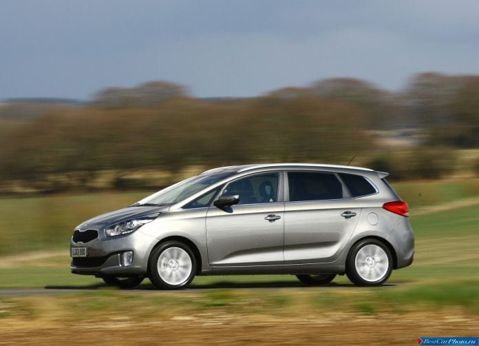 2013 Kia Carens - фотография 56 из 199