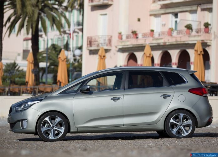 2013 Kia Carens - фотография 59 из 199