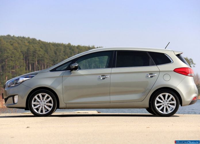 2013 Kia Carens - фотография 60 из 199