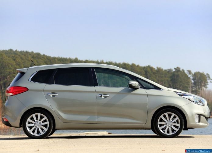 2013 Kia Carens - фотография 61 из 199