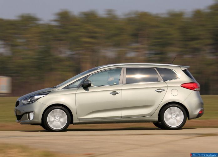 2013 Kia Carens - фотография 66 из 199
