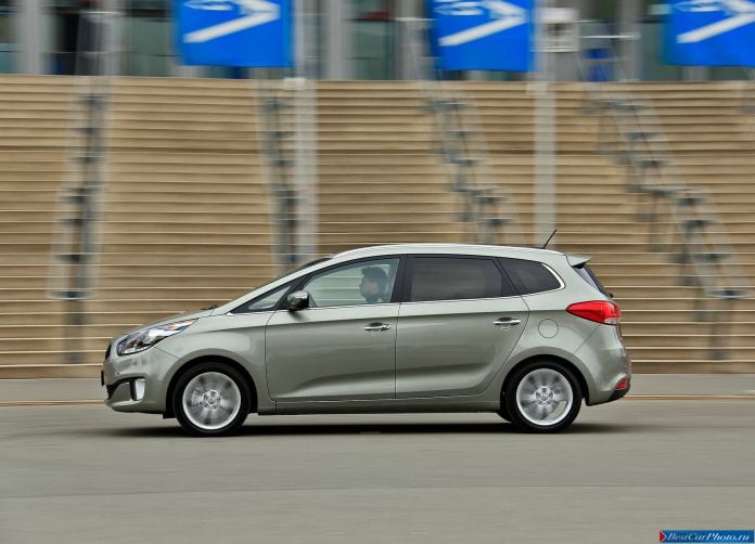 2013 Kia Carens - фотография 67 из 199