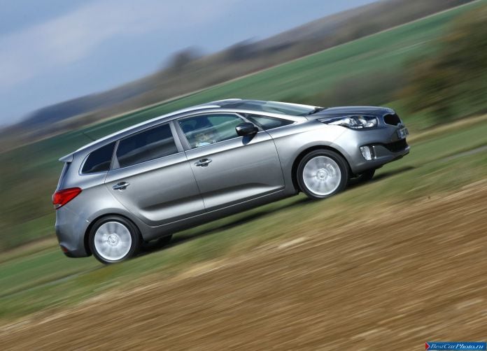 2013 Kia Carens - фотография 69 из 199