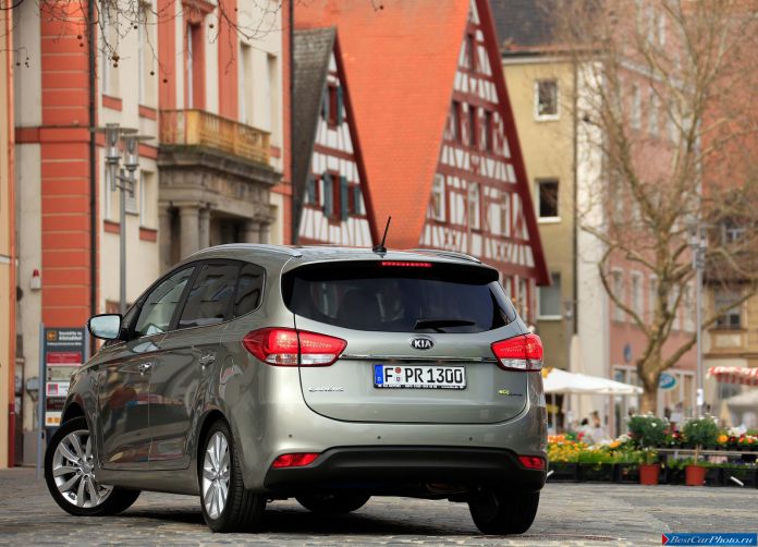 2013 Kia Carens - фотография 88 из 199