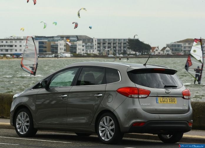 2013 Kia Carens - фотография 90 из 199