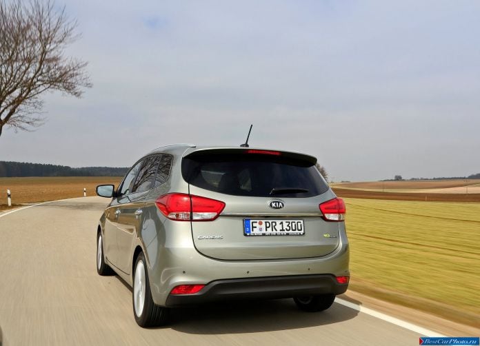 2013 Kia Carens - фотография 104 из 199