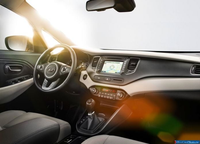 2013 Kia Carens - фотография 126 из 199