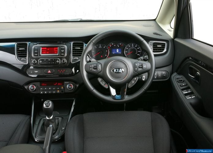 2013 Kia Carens - фотография 133 из 199