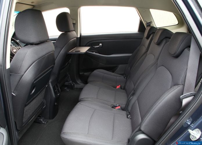 2013 Kia Carens - фотография 140 из 199