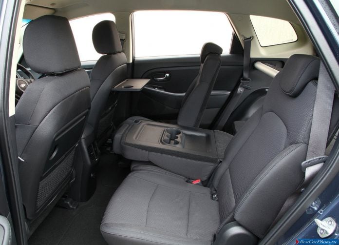 2013 Kia Carens - фотография 142 из 199