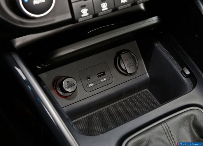 2013 Kia Carens - фотография 151 из 199