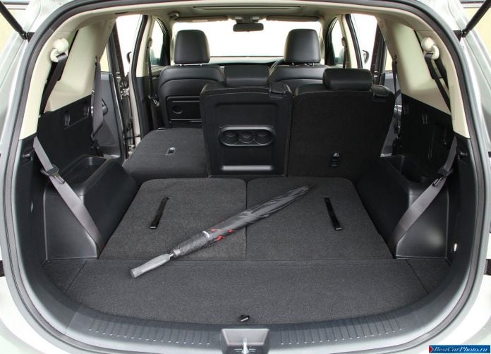 2013 Kia Carens - фотография 165 из 199
