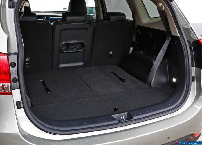 2013 Kia Carens - фотография 172 из 199