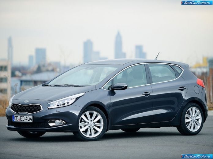 2013 Kia Ceed - фотография 1 из 24