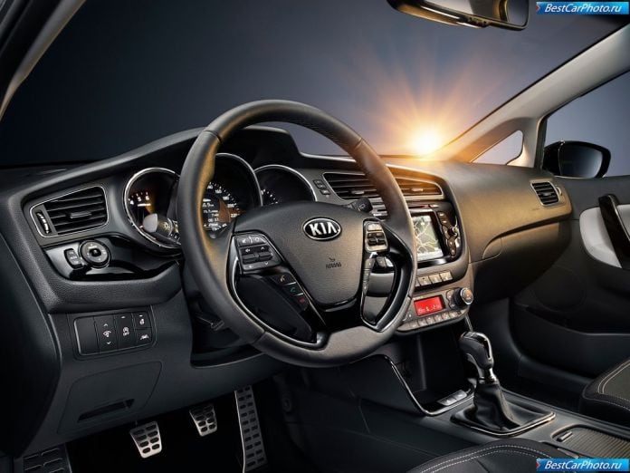 2013 Kia Ceed - фотография 3 из 24
