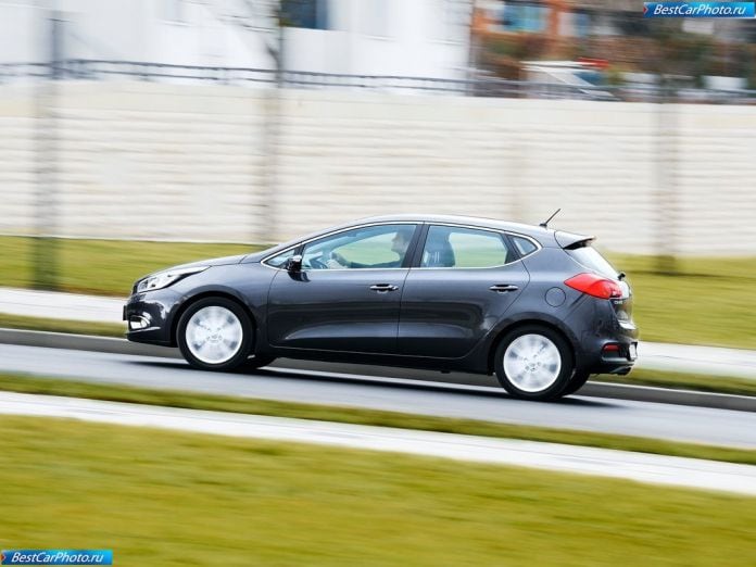2013 Kia Ceed - фотография 10 из 24