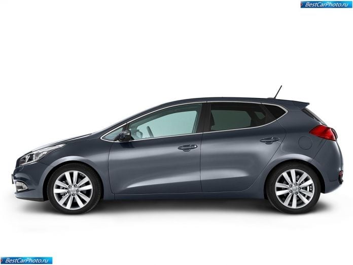 2013 Kia Ceed - фотография 17 из 24