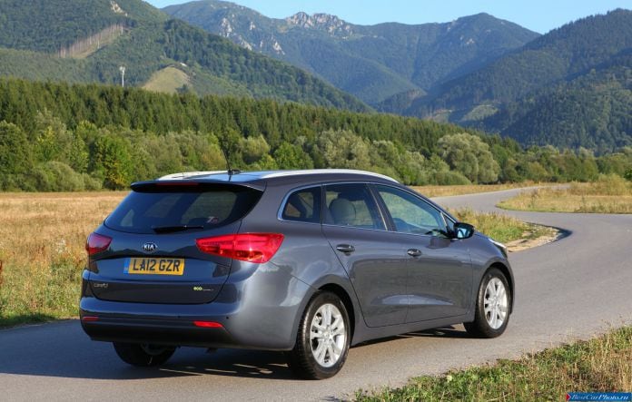 2013 Kia Ceed SW - фотография 22 из 74
