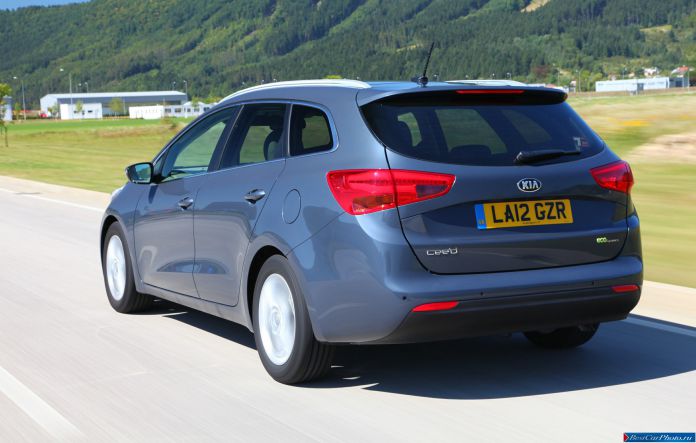 2013 Kia Ceed SW - фотография 41 из 74