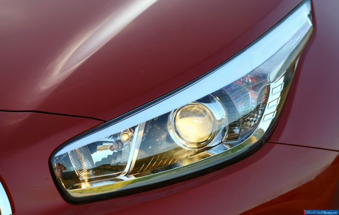 2013 Kia Ceed SW - фотография 56 из 74