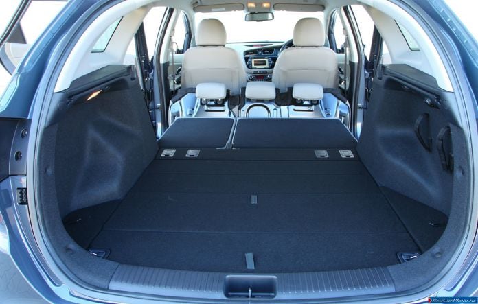 2013 Kia Ceed SW - фотография 60 из 74
