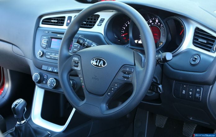 2013 Kia Ceed SW - фотография 64 из 74