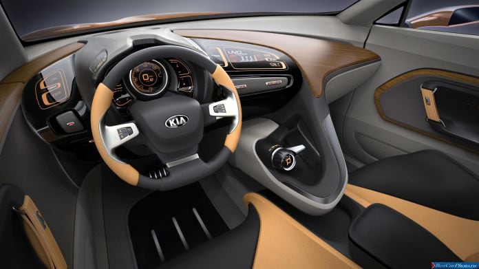 2013 Kia Cross GT Concept - фотография 5 из 6