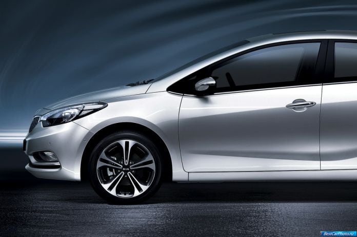 2013 Kia Cerato - фотография 2 из 6