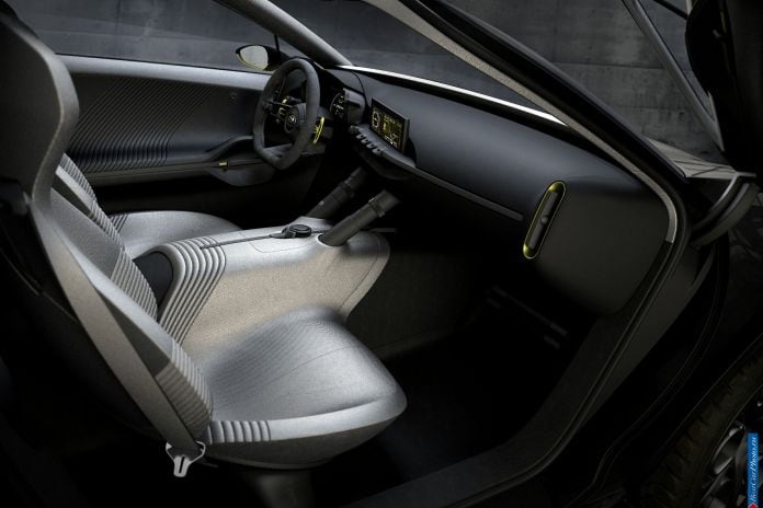 2013 Kia Niro Concept - фотография 3 из 5