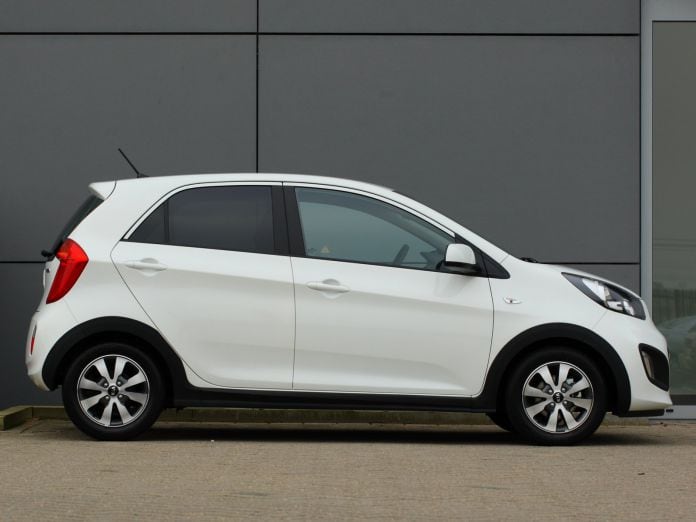 2013 Kia Picanto Hatchback 5D - фотография 2 из 4