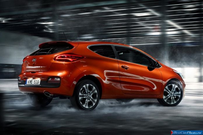 2013 Kia Pro Ceed - фотография 9 из 23