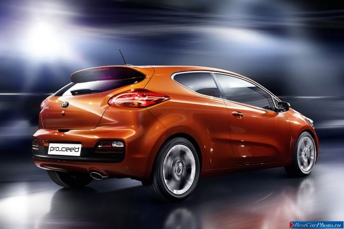 2013 Kia Pro Ceed - фотография 13 из 23