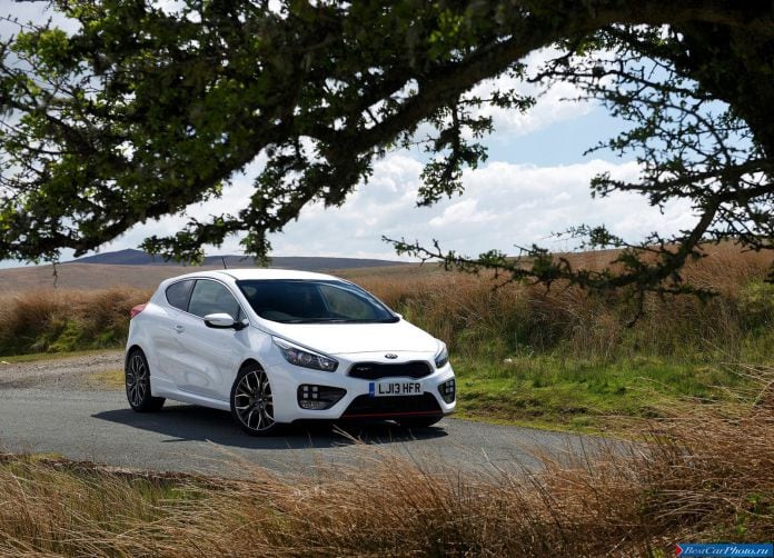 2014 Kia Pro Ceed GT - фотография 16 из 231