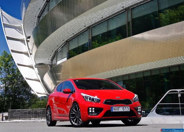 2014 Kia Pro Ceed GT - фотография 34 из 231
