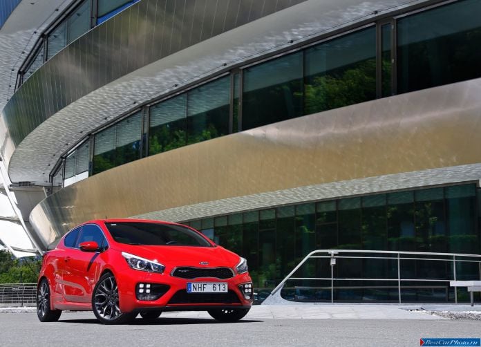 2014 Kia Pro Ceed GT - фотография 35 из 231