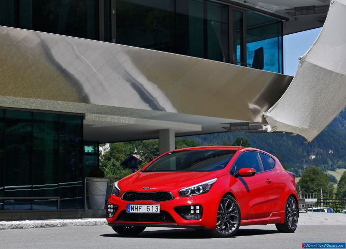 2014 Kia Pro Ceed GT - фотография 36 из 231