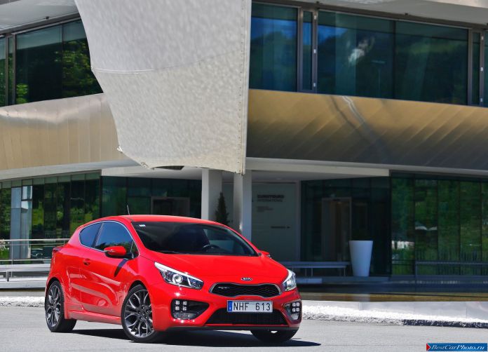 2014 Kia Pro Ceed GT - фотография 44 из 231