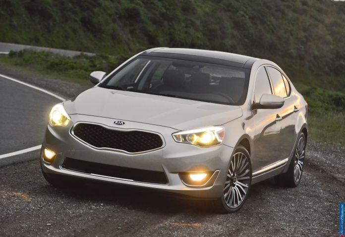 2014 Kia Cadenza - фотография 2 из 102