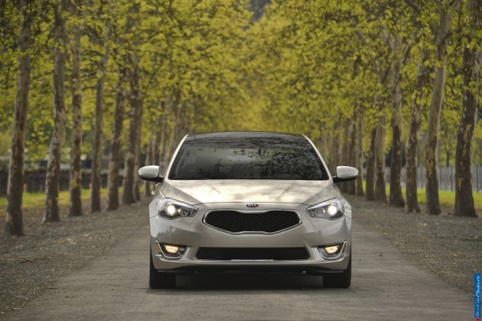 2014 Kia Cadenza - фотография 12 из 102