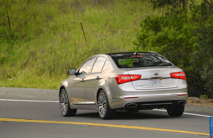 2014 Kia Cadenza - фотография 15 из 102