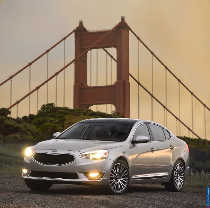 2014 Kia Cadenza - фотография 22 из 102