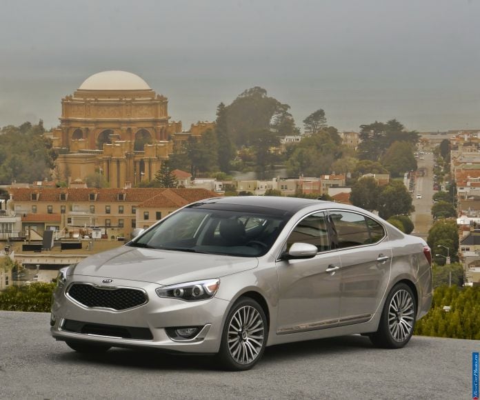 2014 Kia Cadenza - фотография 24 из 102
