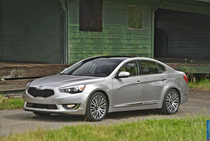 2014 Kia Cadenza - фотография 29 из 102
