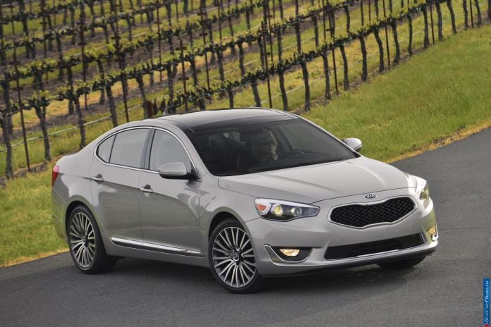 2014 Kia Cadenza - фотография 31 из 102